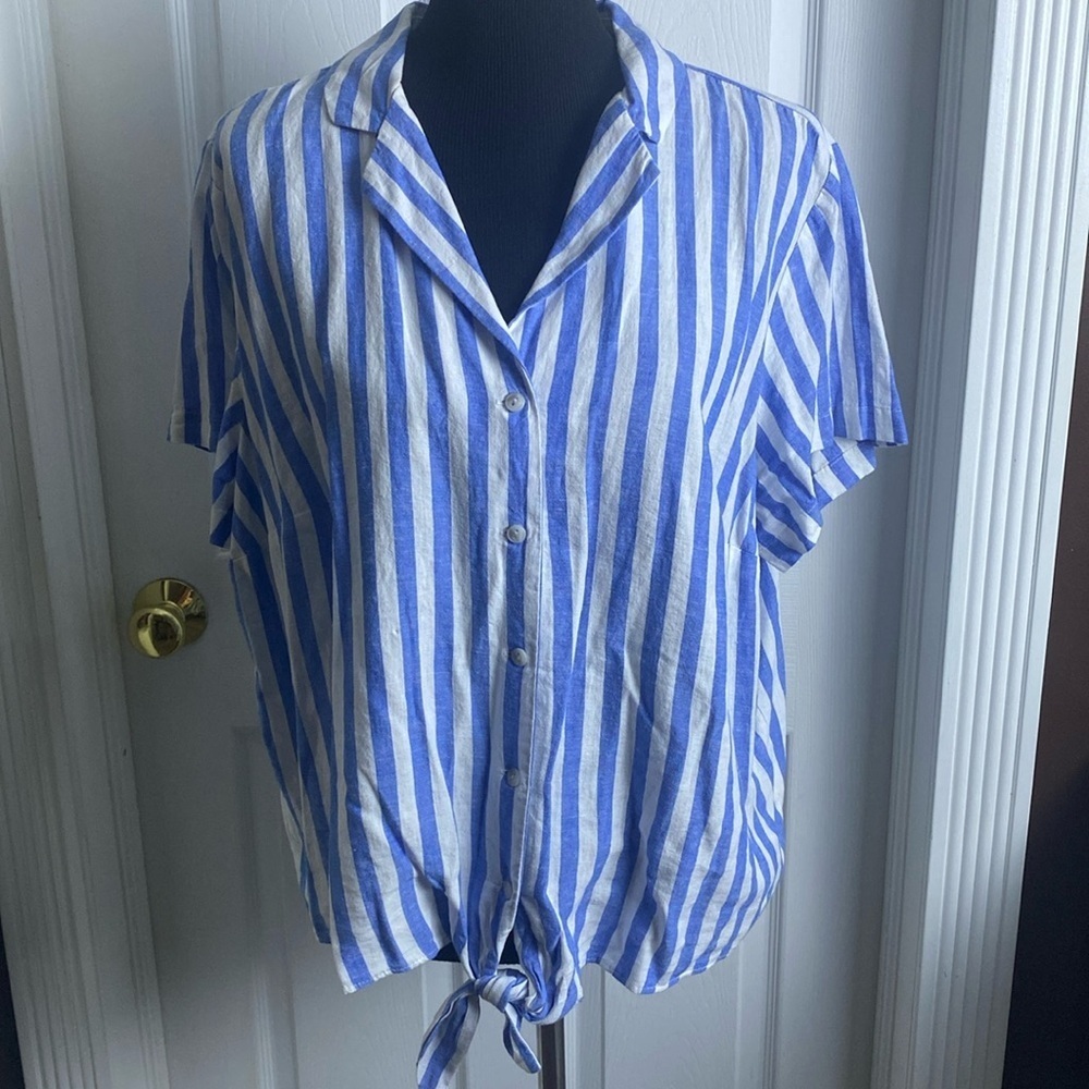 Ava Viv Blue White Vertical Striped Shirt V-Neck  Short Sleeve Tie Waist NWOT